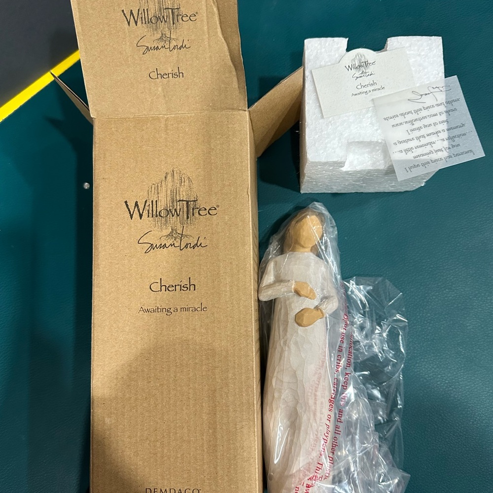 Willow tree cherish